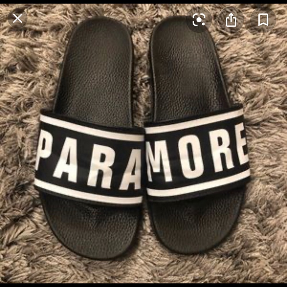 ISO!! size 8!